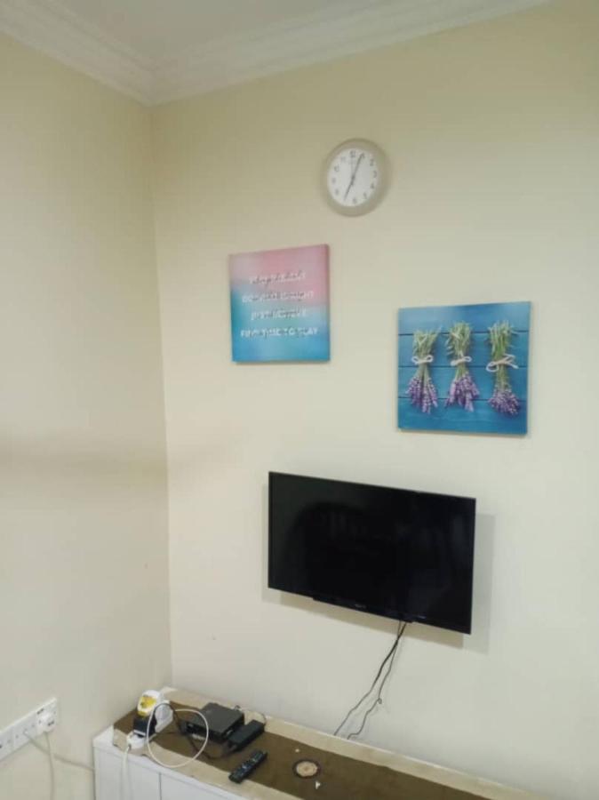 Kh Homestay Comfy N Calm Seri Manjung Exterior foto